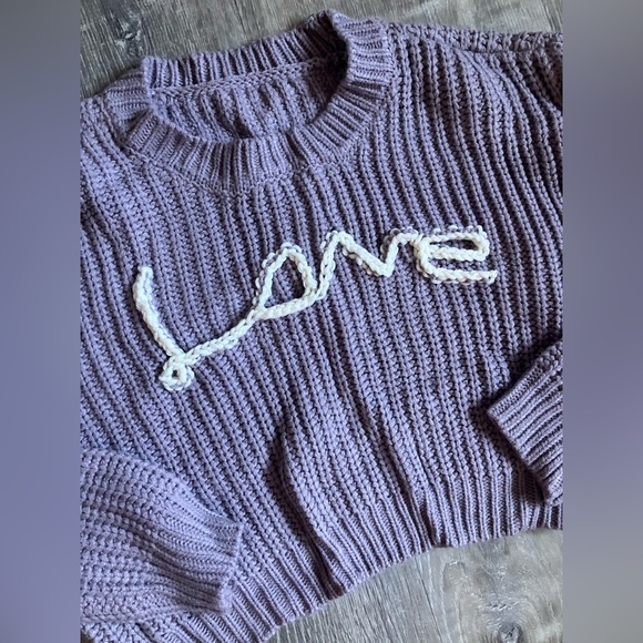 Art Class Lavender ‘Love’ Sweater - Picture 2 of 3